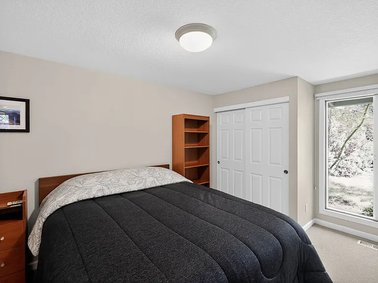 5705 SW 152nd Ave — Photo 10