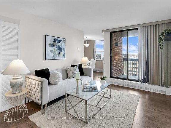 2nd image of 90 Ling Rd #Penthouse 109