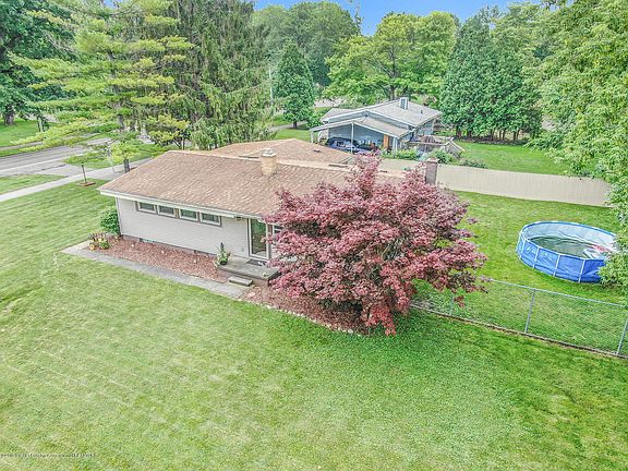 3rd image of 1263 Bayshore Dr