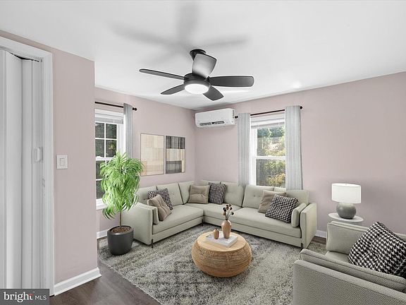 4th image of 23483 Beckett Rd