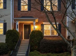 704 Breeze Ln, Woodstock, GA 30188