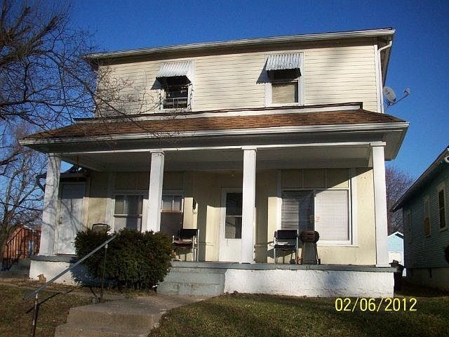 1st image of 828 Walton Ave