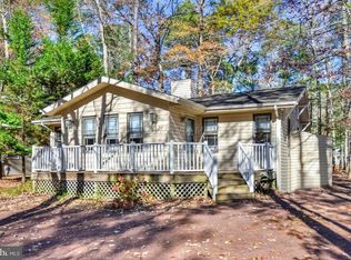 832 Ocean Pkwy, Ocean Pines, MD 21811