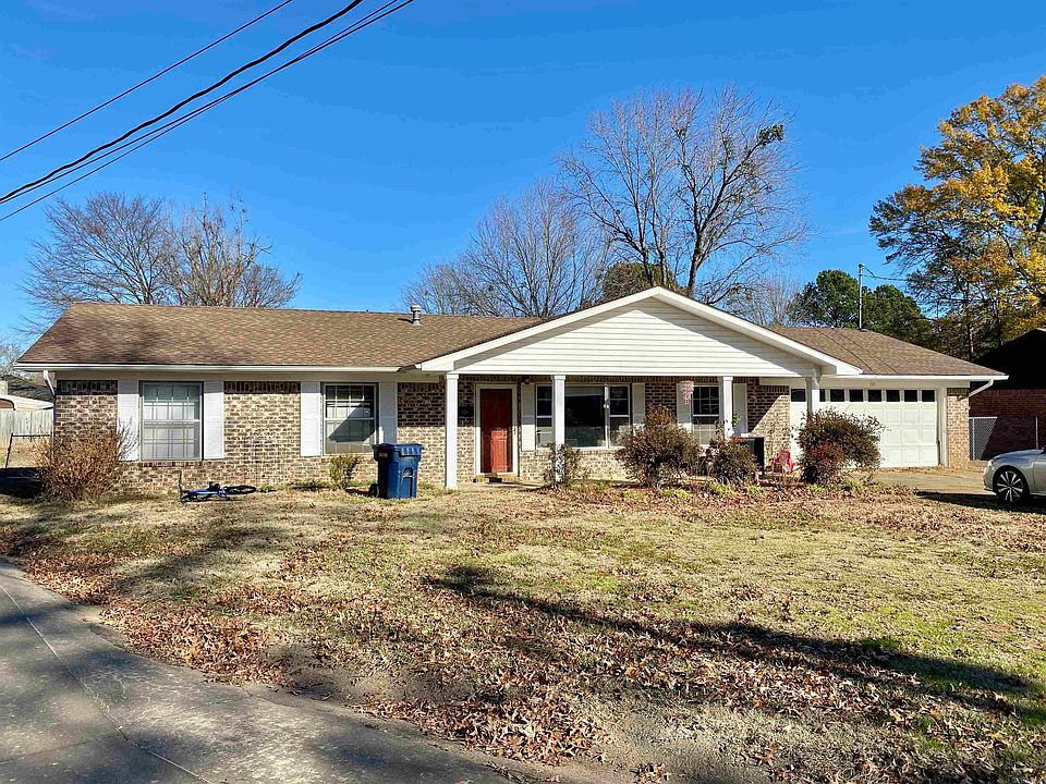 131 N Circle Dr, Clarksville, AR 72830 | Zillow