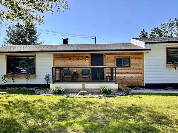 751 Stonewood St, Gaylord, MI 49735
