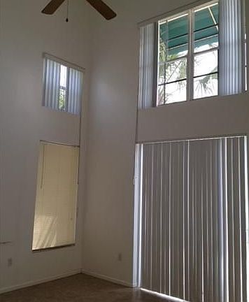 4th image of 4736 Chancellor Dr APT 20