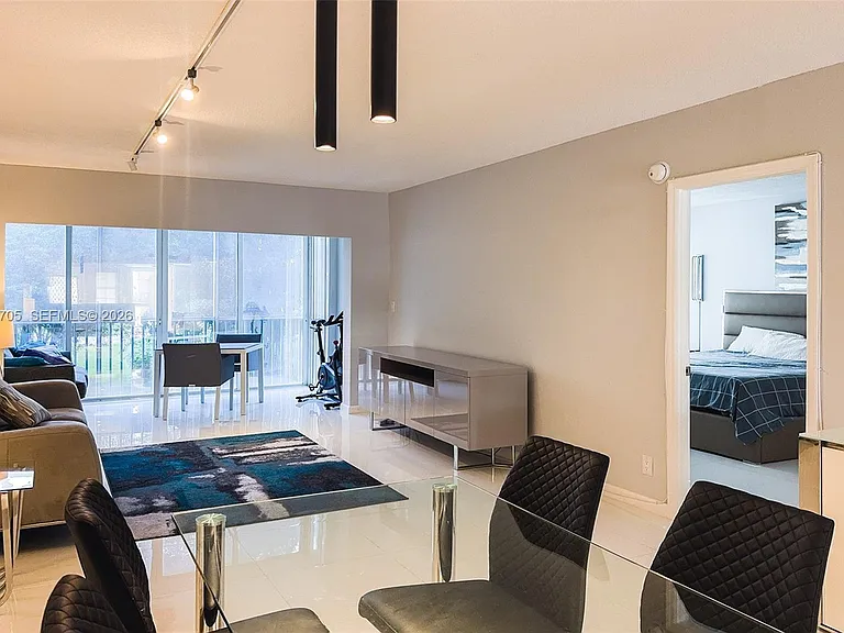 3200 N Palm Aire Dr #207 — Photo 1