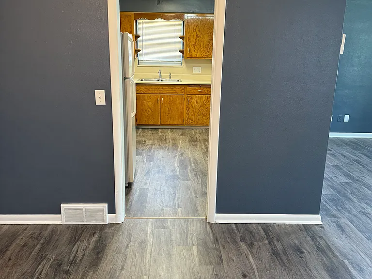 3951 Buell Ave #1/2 — Photo 11