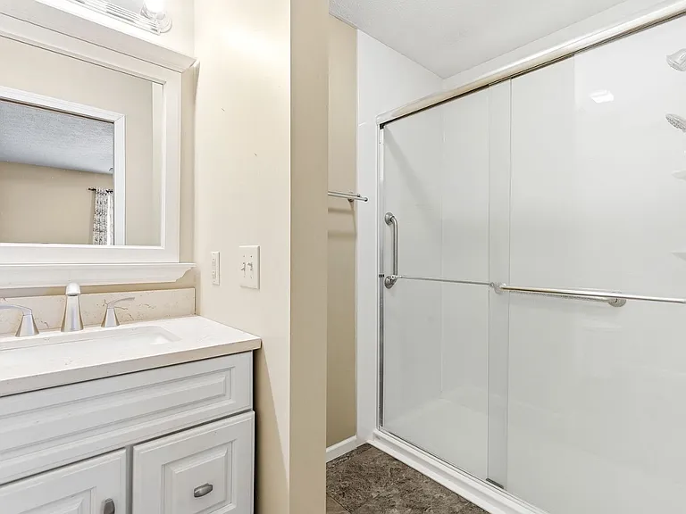 3114 Cymar Dr — Photo 9