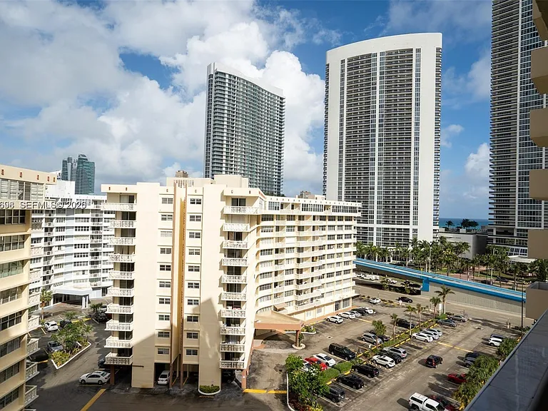 1833 S Ocean Dr #1103 — Photo 10