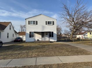 12415 Sarsfield Ave, Warren, MI 48089