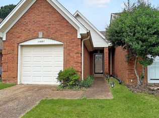 1681 Oaken Bucket Dr, Cordova, TN 38016