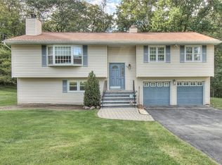 49 High Ridge Rd, Monroe, NY 10950