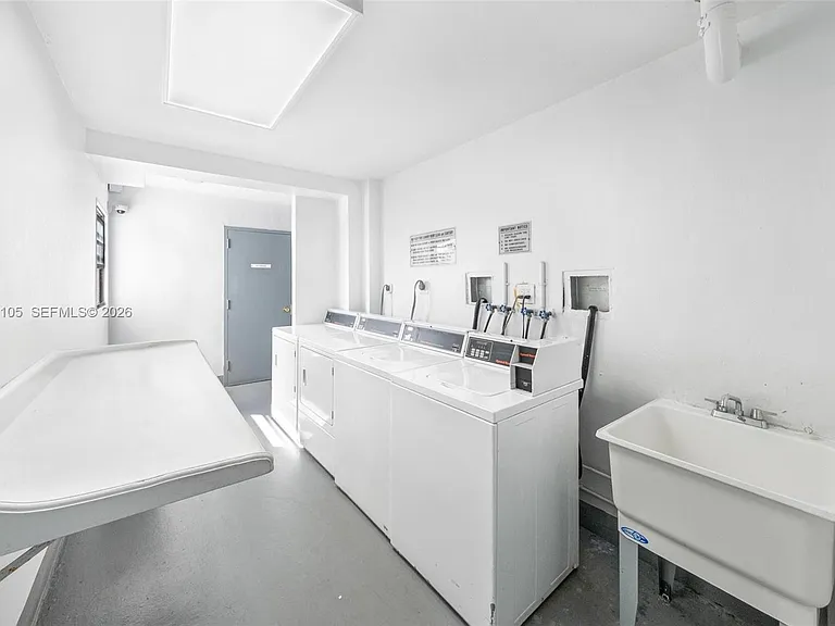 20400 W Country Club Dr #610 — Photo 35