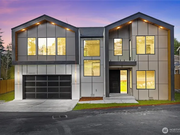 20921 1st Place S, Des Moines, WA 98198