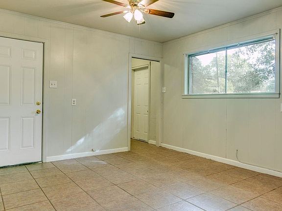 5th image of 3608 Minden Ave