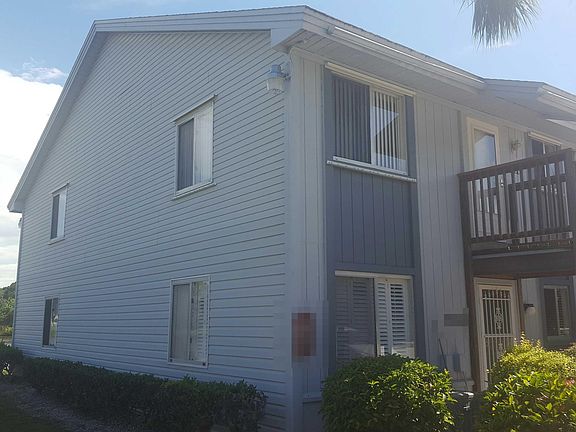 2nd image of 5771 Deer Run Dr Unit 3