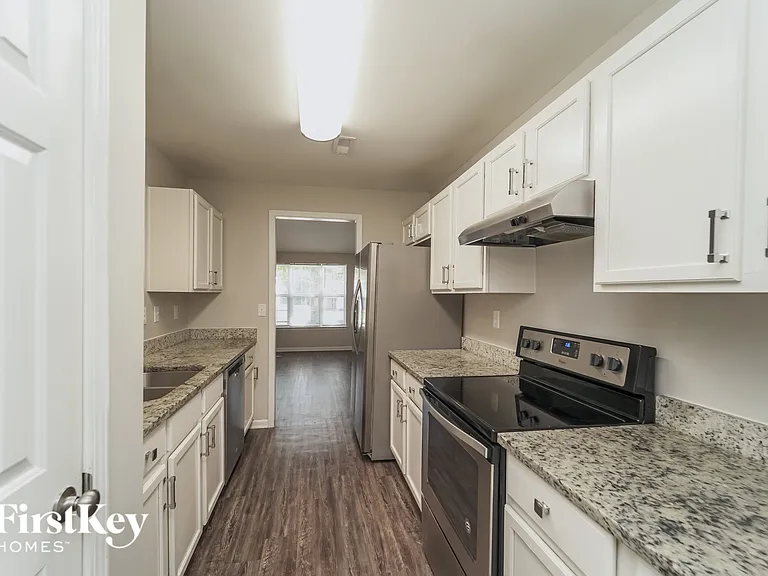 7008 Hidden Creek Dr — Photo 7