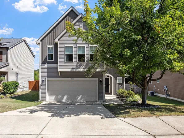 915 Award St, Fuquay Varina, NC 27526