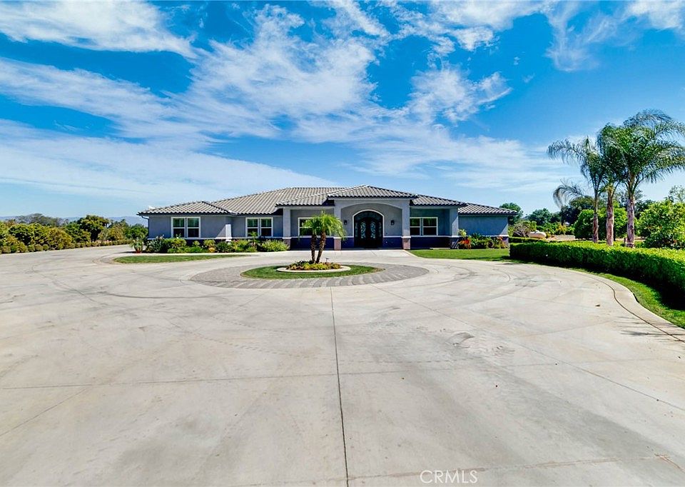 1st image of 2085 Gratton St