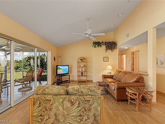 5th image of 4460 Lake Heather Cir