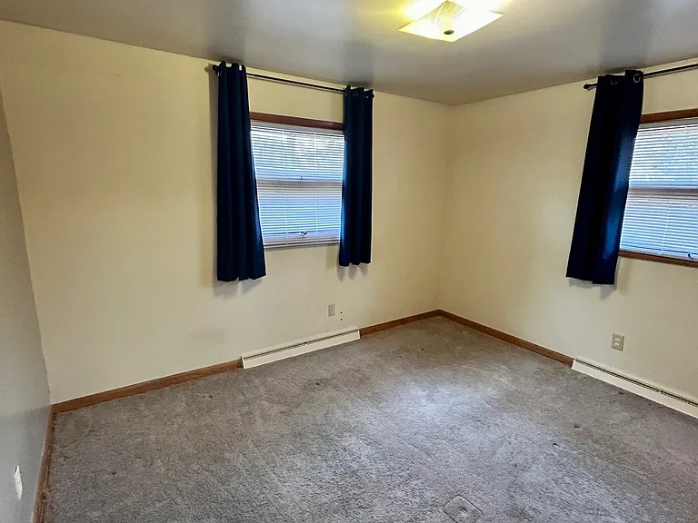 245 Winchester Rd — Photo 11