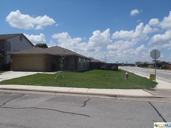 2nd image of 1601 Monte Vista Dr