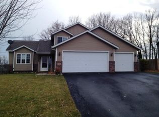 301 Carissa Ln SW, Saint Michael, MN 55376