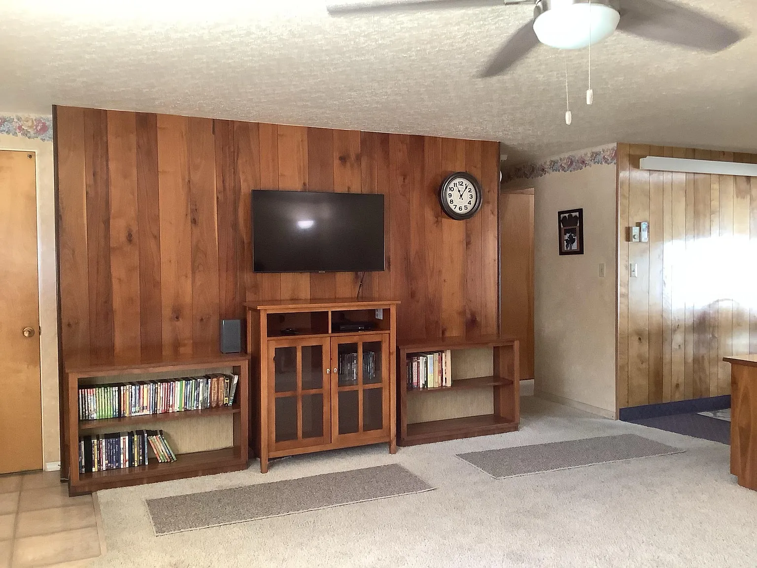 4 bed, 2515 sqft, $1,795 — Photo 2