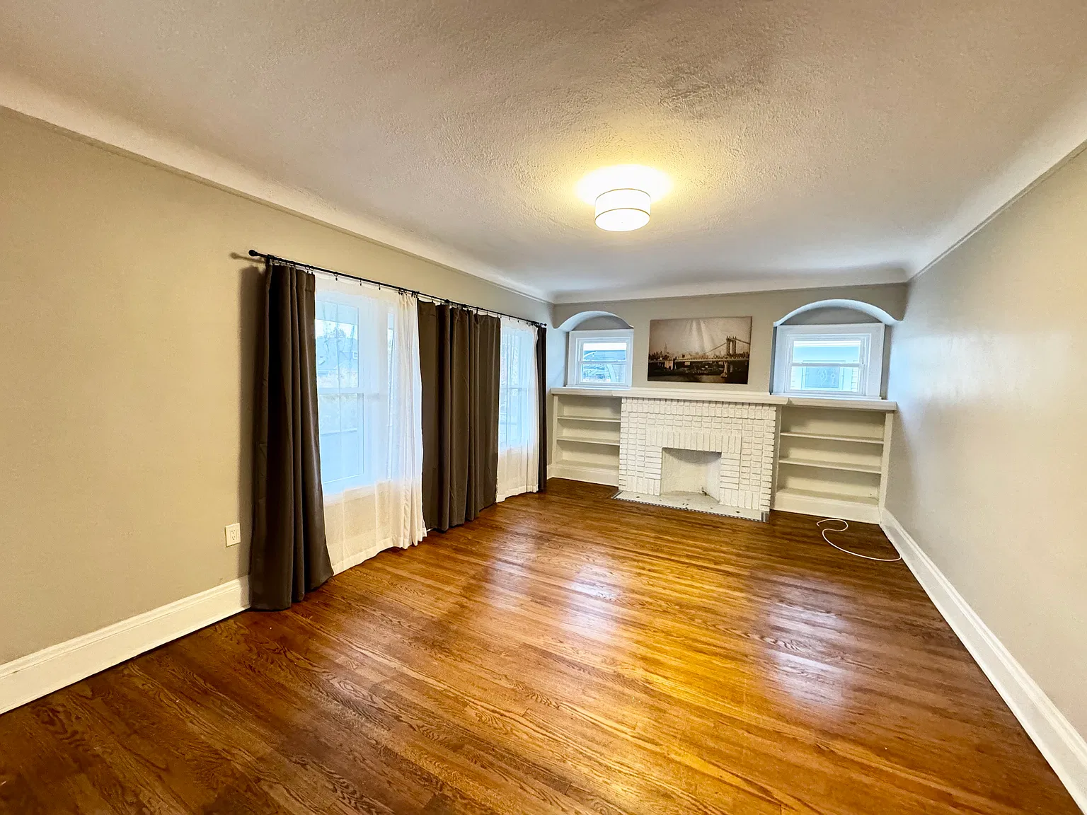2 bed, $2,025 — Photo 2