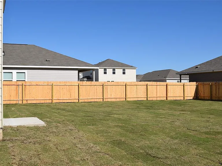 431 Robins Nest Ln — Photo 30
