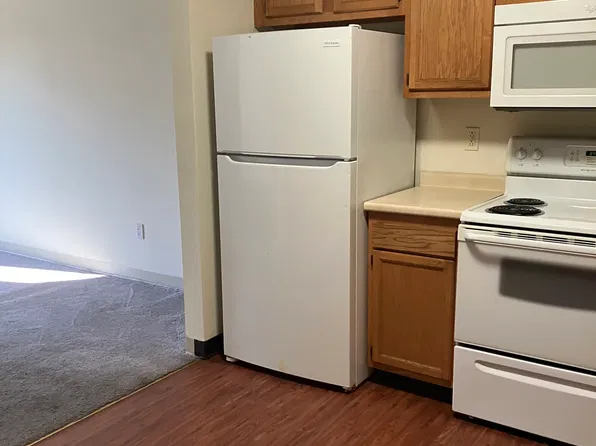 90 Pearl St, Burlington, VT 05401
