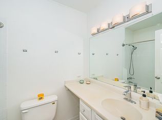 337 N Carter St UNIT 204, Palatine, IL 60067