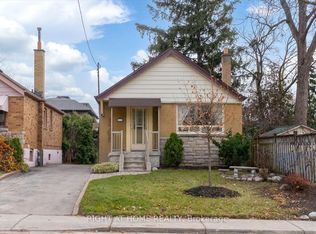 17 Yardley Ave, Toronto, ON M4B2A7