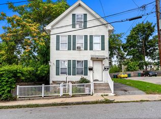 42 Albion St, Lowell, MA 01850