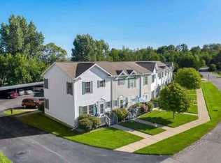 827 Arlington Ave APT 7, Petoskey, MI 49770