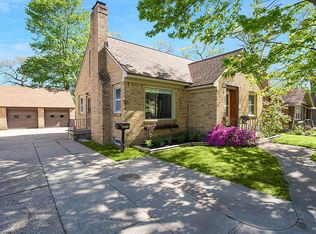 2229 Thornwood St SW, Wyoming, MI 49519