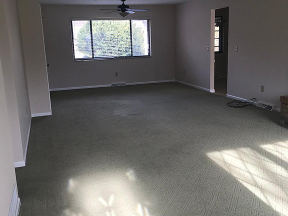 Extension of Living Room; kitchen/dining rm to right