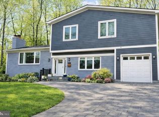 6322 Beachway Dr, Falls Church, VA 22044