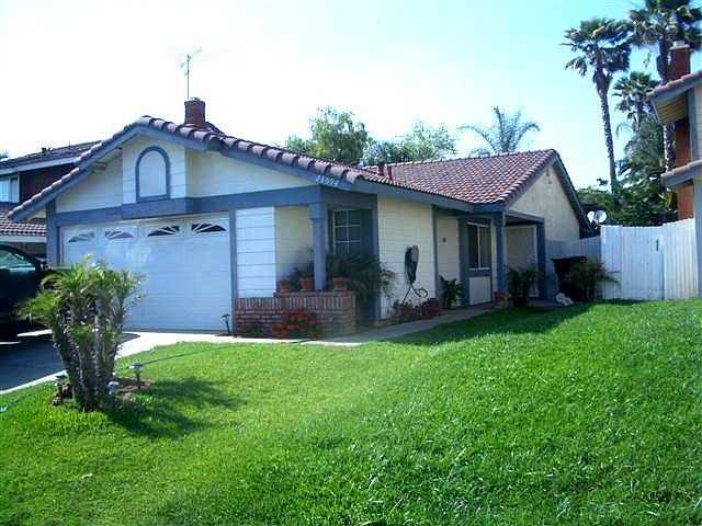 1st image of 23594 Parkland Ave