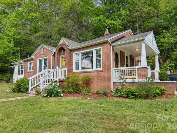 2627 White Oak Rd, Burnsville, NC 28714