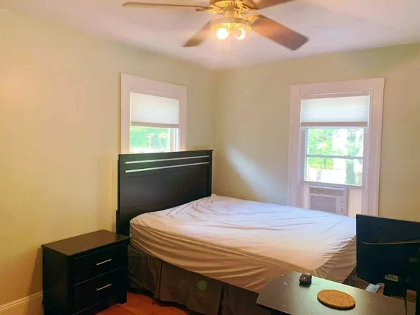 126 Lancaster Ter #2, Brookline, MA 02446