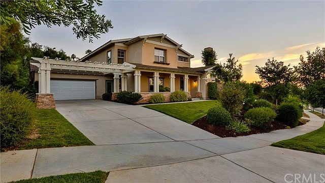 1st image of 520 Golden West Dr