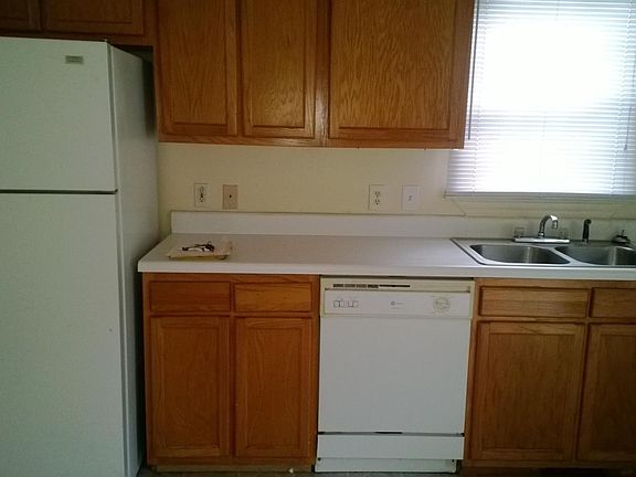 5th image of 32079 Virginia St