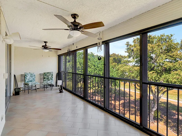 14723 Cumberland Dr #404B — Photo 21
