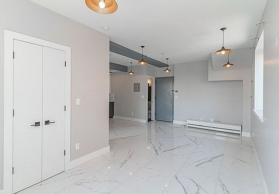 4th image of 14 Havens Pl #7E