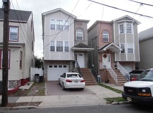 844 Martin St, Elizabeth, NJ 07201