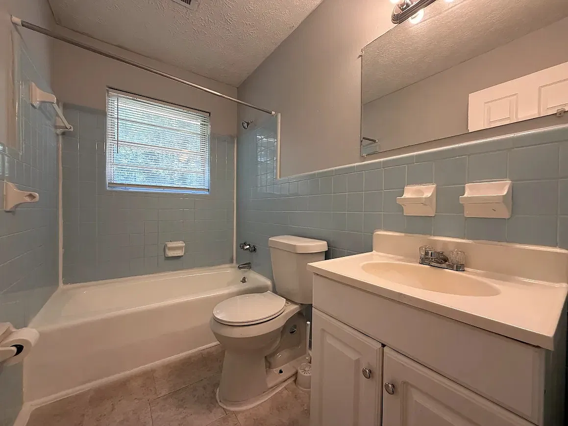2 bed, $1,250 — Photo 4