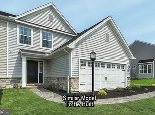 47 Long Bend Dr #11, Carlisle, PA 17015