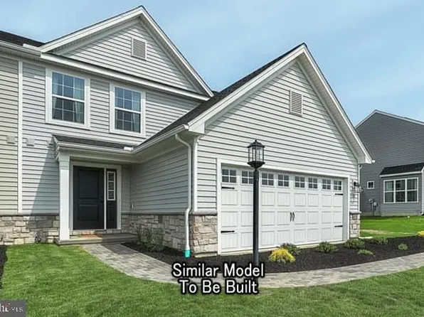 74 Long Bend Dr #29, Carlisle, PA 17015